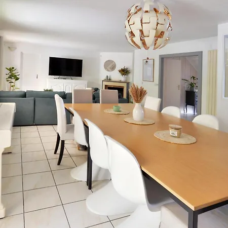 Holiday home Grande Maison Avec Jacuzzi
