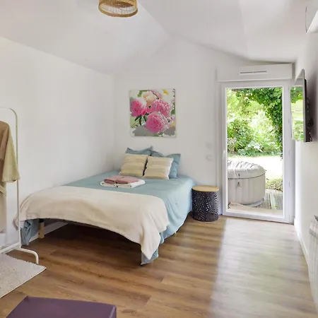 Grande Maison Avec Jacuzzi Mandres-les-Roses