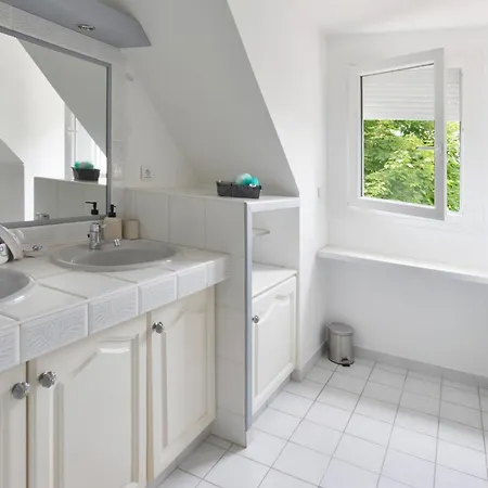 Grande Maison Avec Jacuzzi